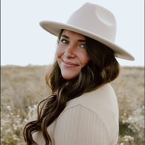 Meet your Posher, Paige